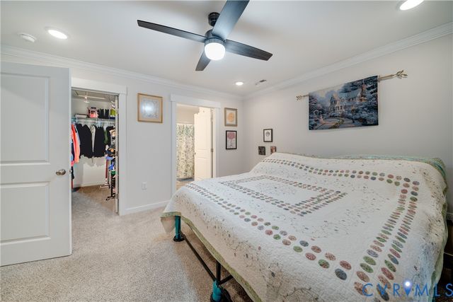 1124 Cheaneys Bridge Rd, Dunnsville, VA 22454