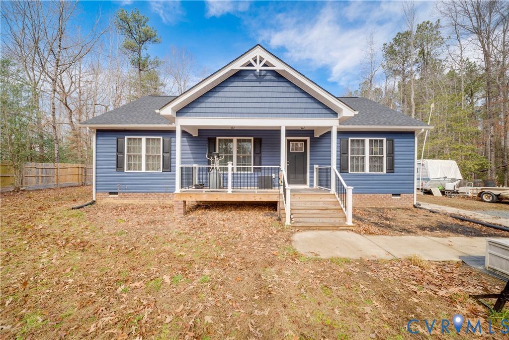 1124 Cheaneys Bridge Rd, Dunnsville, VA 22454