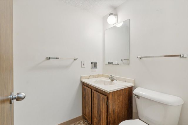 3320 Louisiana Avenue S 402, Saint Louis Park, MN 55426