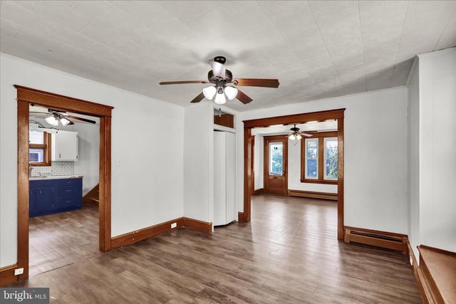 27 CHURCH ST, Hamburg, PA 19526