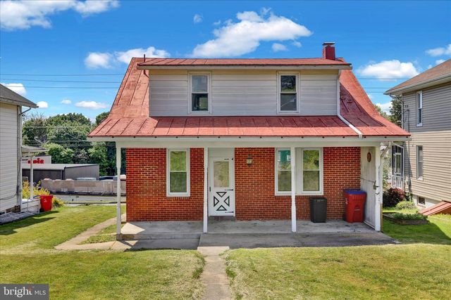 27 CHURCH ST, Hamburg, PA 19526