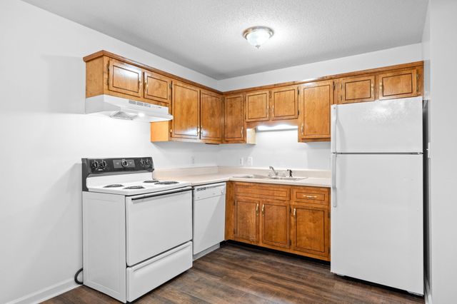 3240 Tower Dr Apt 3, Clarksville, TN 37042