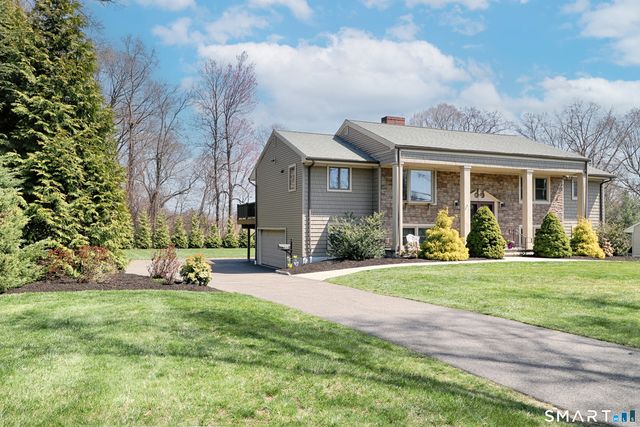 622,644 Melville Avenue, Fairfield, CT 06825