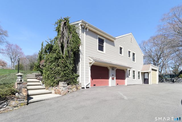 622,644 Melville Avenue, Fairfield, CT 06825