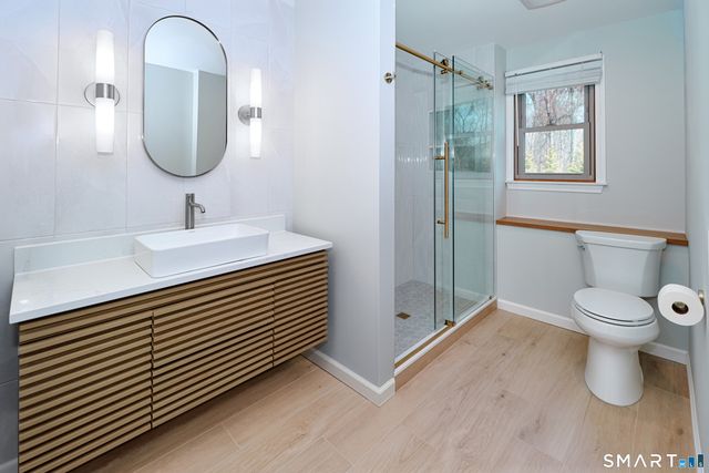 622,644 Melville Avenue, Fairfield, CT 06825