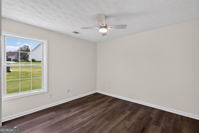 1451 Log Cabin Lane, Lawrenceville, GA 30045