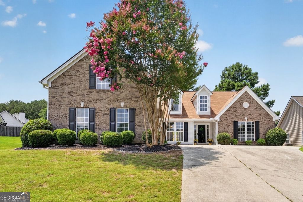 1451 Log Cabin Lane, Lawrenceville, GA 30045
