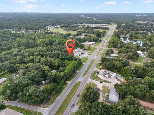 7121 Pine Forest Rd, Pensacola, FL 32526