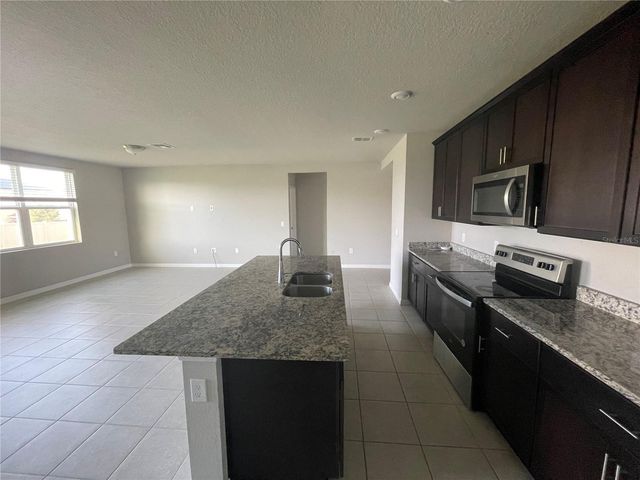 3212 WEITZEL DRIVE, Haines City, FL 33844