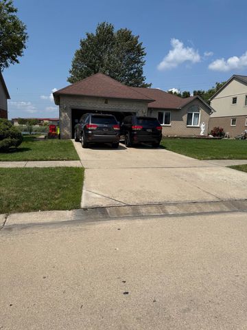 47177 Pamela Drive, Macomb Twp, MI 48044