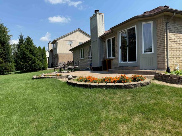 47177 Pamela Drive, Macomb Twp, MI 48044