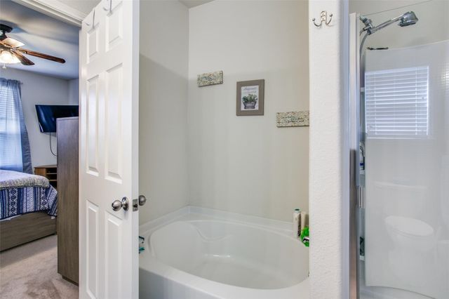 2400 Gelbray Place, Fort Worth, TX 76131