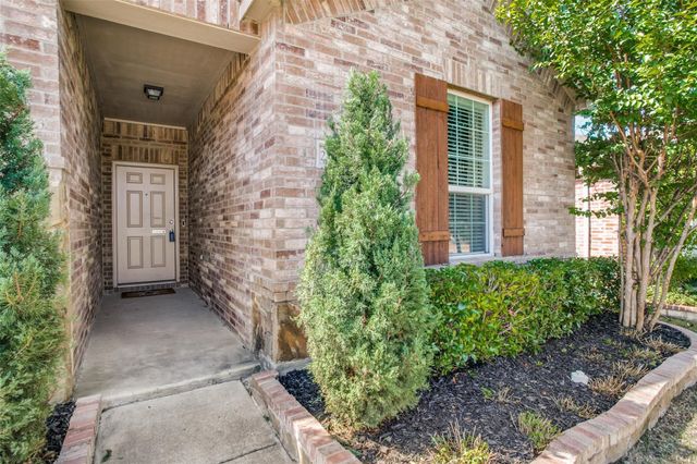 2400 Gelbray Place, Fort Worth, TX 76131