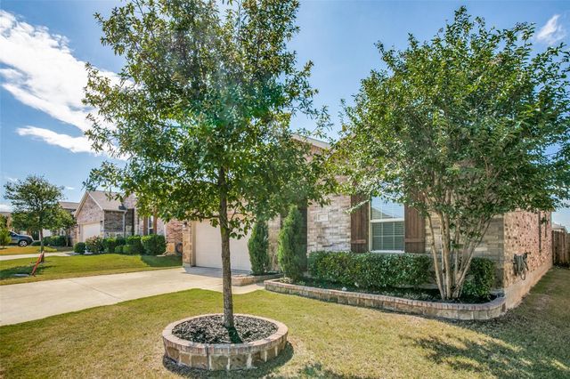 2400 Gelbray Place, Fort Worth, TX 76131