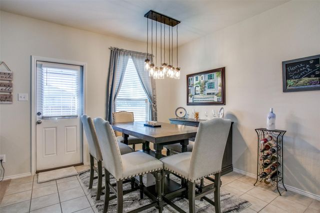 2400 Gelbray Place, Fort Worth, TX 76131
