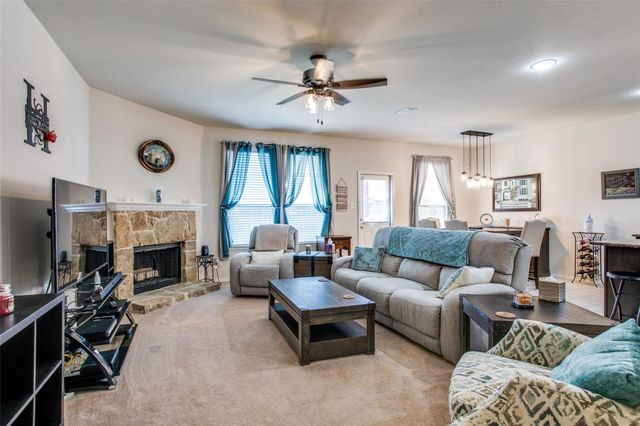 2400 Gelbray Place, Fort Worth, TX 76131
