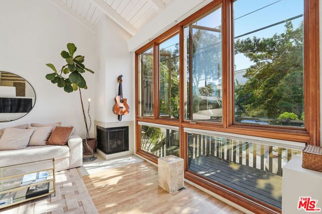 605 Strand Street, Santa Monica, CA 90405