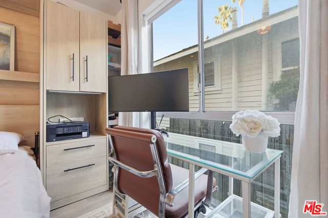 605 Strand Street, Santa Monica, CA 90405