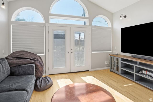 2140 E CRYSTAL AVE, Salt Lake City, UT 84109