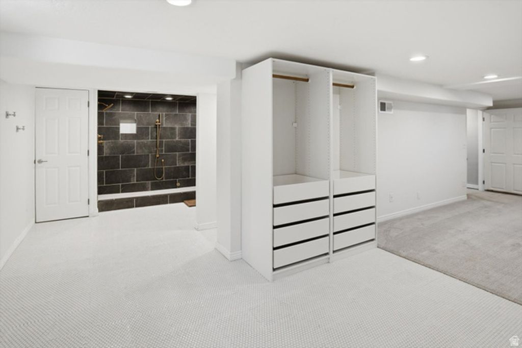Image 29 of property listing at 2140 E CRYSTAL AVE, Salt Lake City, UT 84109