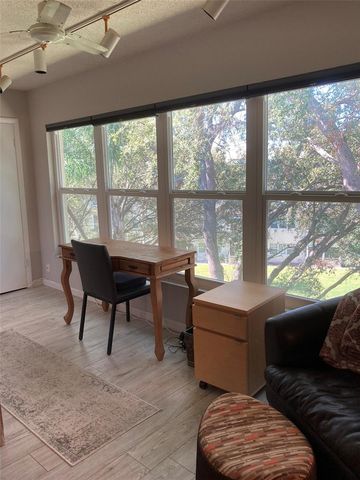 5725 80TH STREET N 404, St Petersburg, FL 33709