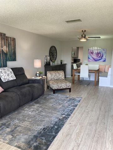 5725 80TH STREET N 404, St Petersburg, FL 33709