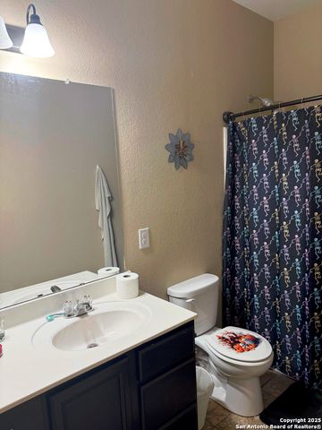 1302 plaza lake, San Antonio, TX 78245