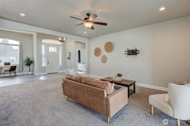 415 SW R Street, Quincy, WA 98848