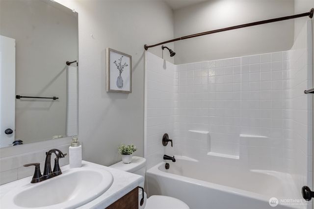 415 SW R Street, Quincy, WA 98848