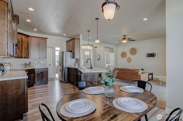 415 SW R Street, Quincy, WA 98848