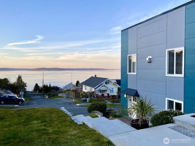 2726 N 30th Street, Tacoma, WA 98407