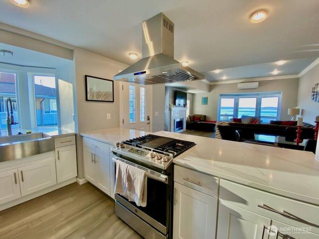 2726 N 30th Street, Tacoma, WA 98407