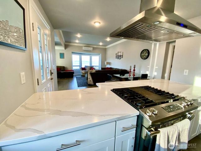 2726 N 30th Street, Tacoma, WA 98407