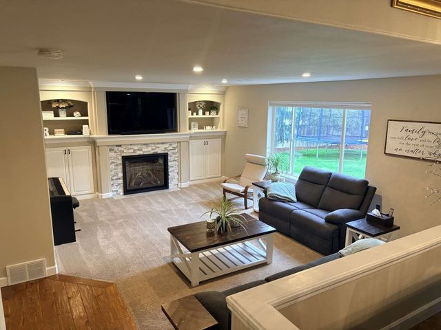 24202 E DESMET Rd, Liberty Lake, WA 99019