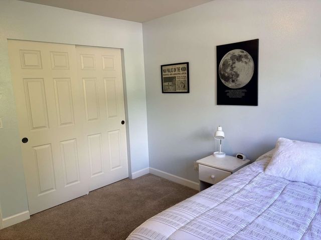 24202 E DESMET Rd, Liberty Lake, WA 99019
