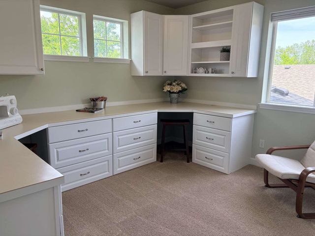 24202 E DESMET Rd, Liberty Lake, WA 99019