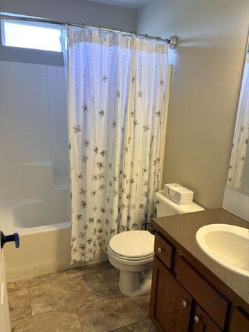 24202 E DESMET Rd, Liberty Lake, WA 99019