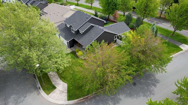 24202 E DESMET Rd, Liberty Lake, WA 99019
