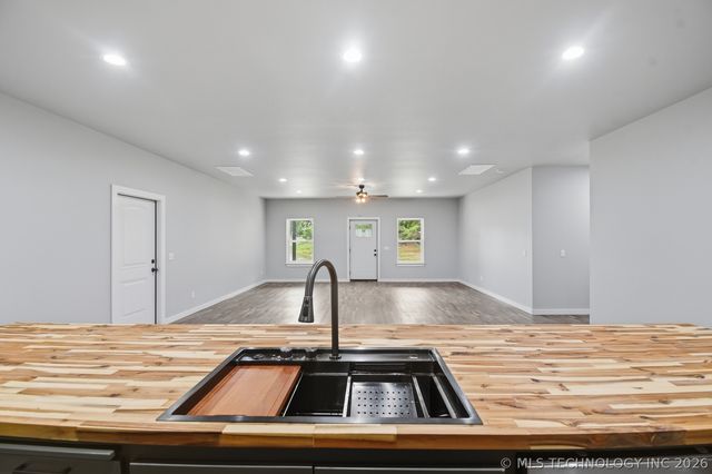 35761 W 101st Street S, Mannford, OK 74044