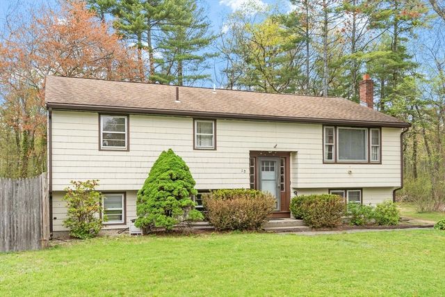 10 Meadowglen Rd, Billerica, MA 01862