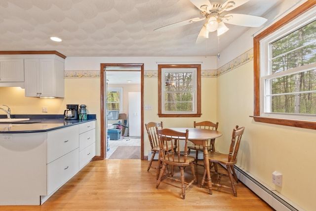 10 Meadowglen Rd, Billerica, MA 01862