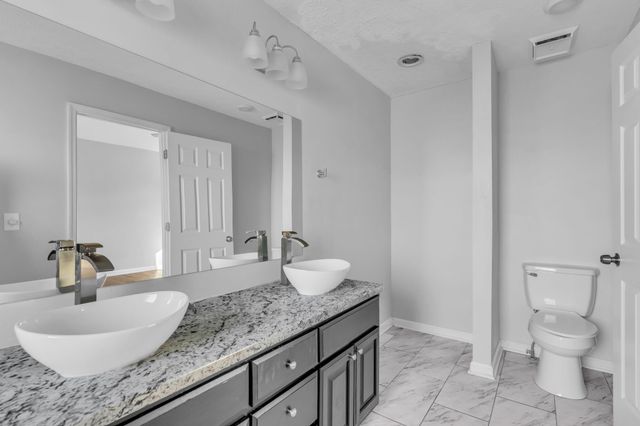 130 Breakwater, N, Hendersonville, TN 37075