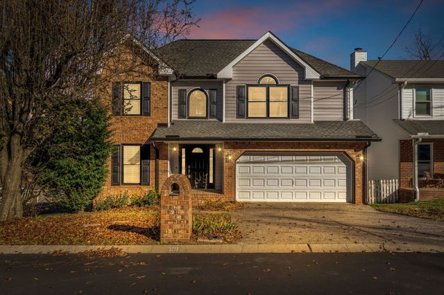 130 Breakwater, N, Hendersonville, TN 37075