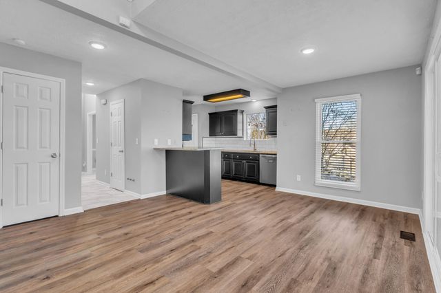 130 Breakwater, N, Hendersonville, TN 37075