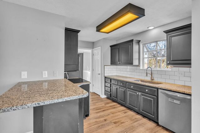 130 Breakwater, N, Hendersonville, TN 37075