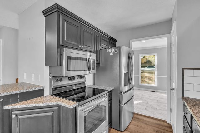 130 Breakwater, N, Hendersonville, TN 37075