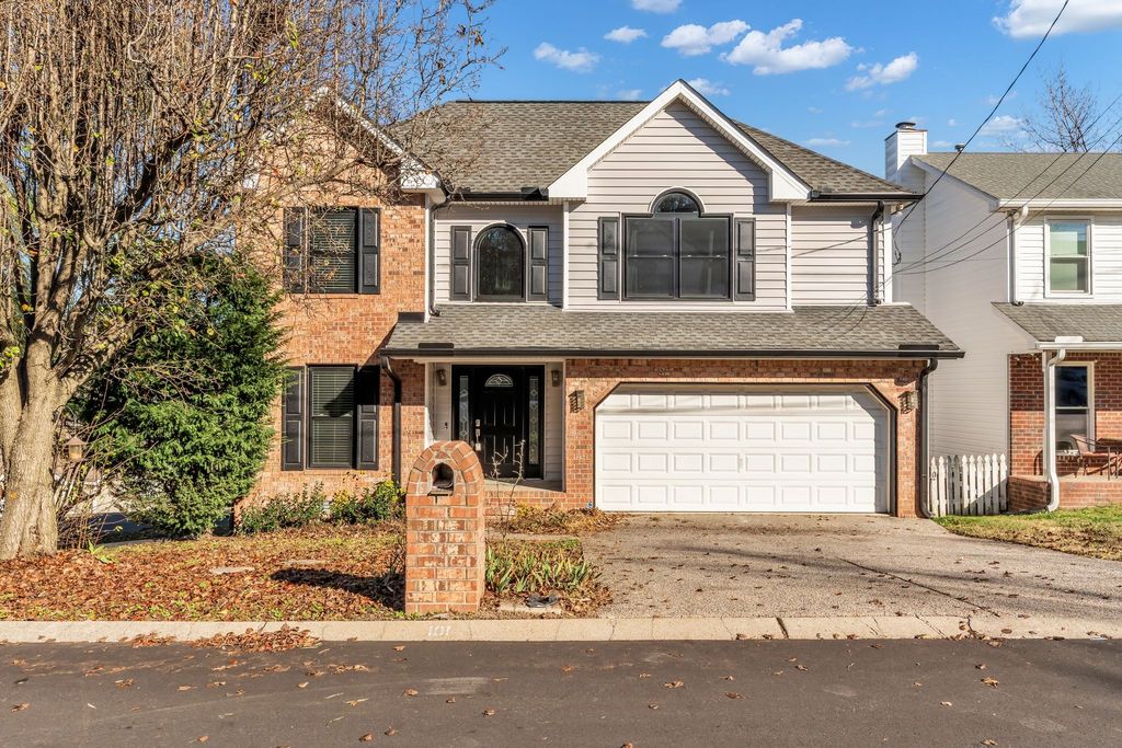 130 Breakwater, N, Hendersonville, TN 37075