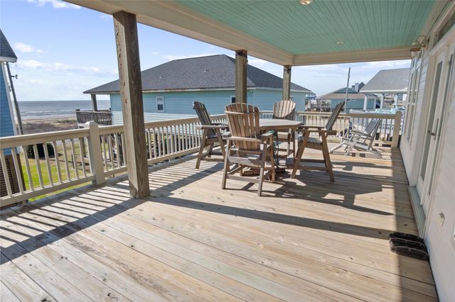 2570 Whitecap, Crystal Beach, TX 77650