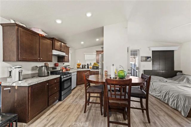 12265 Woodruff 64, Downey, CA 90241