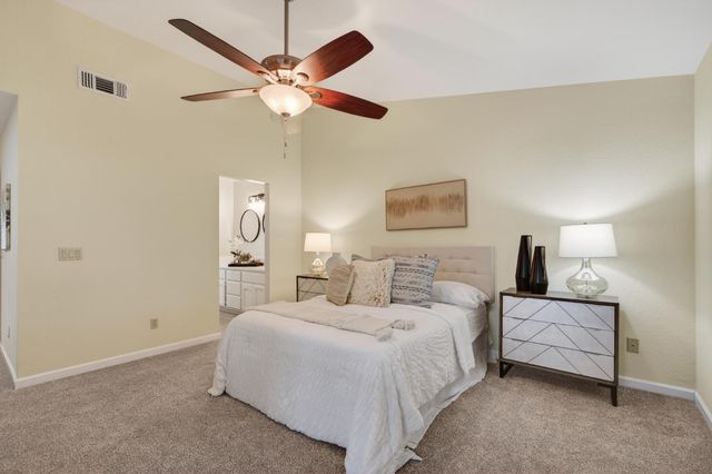 9349 Rolling Glenn Ct, Orangevale, CA 95662